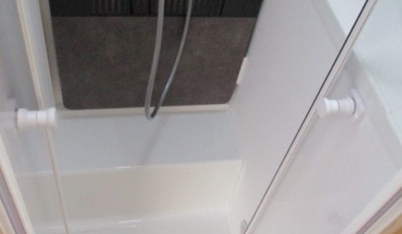 ADRIA Adria matrix plus 670 dc – lit central – lit pavil Profilé 2022 complet